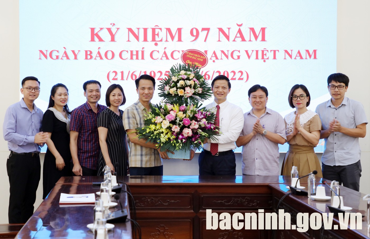 Lãnh đạo tỉnh chúc mừng Cổng Thông tin điện tử tỉnh Bắc Ninh nhân kỷ niệm 97 năm Ngày Báo chí Cách mạng Việt Nam