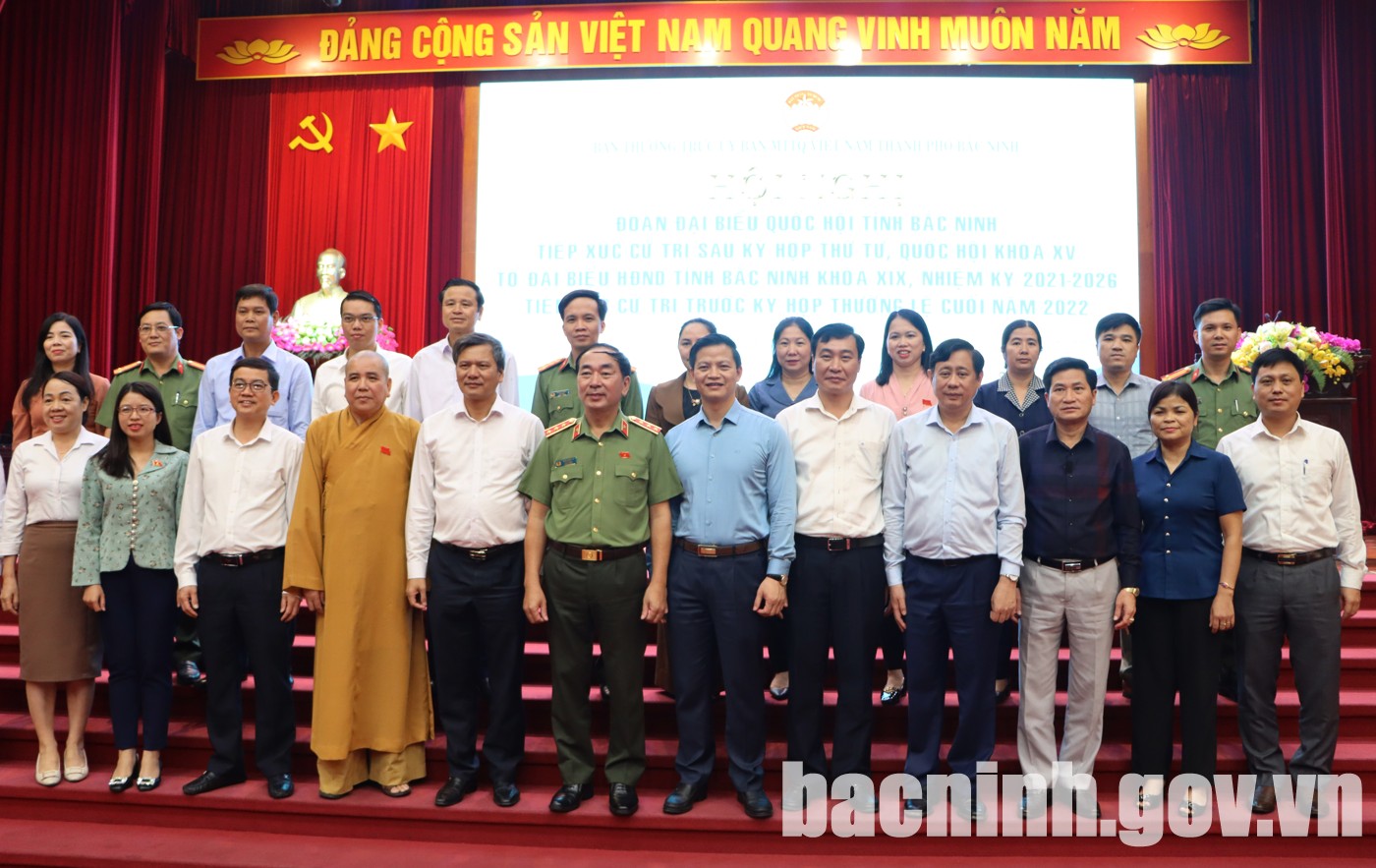 Đoàn ĐBQH tỉnh, đại biểu HĐND tỉnh tiếp xúc cử tri tại thành phố Bắc Ninh